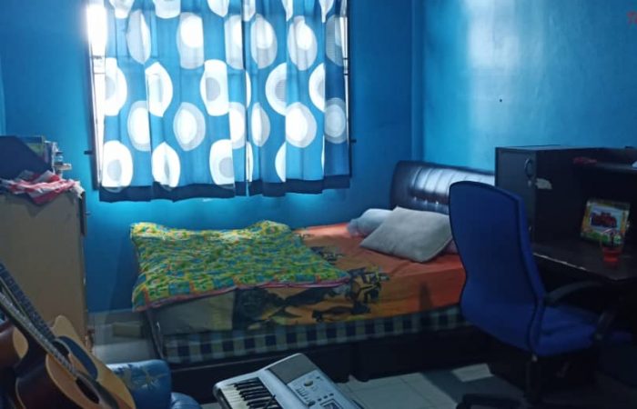 ejen urus jual rumah